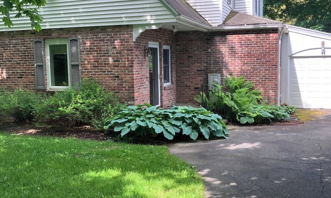 Lenox House | Large Immaculate Home, 10 Minute Walk To Lenox Center, Minutes To Tanglewood
