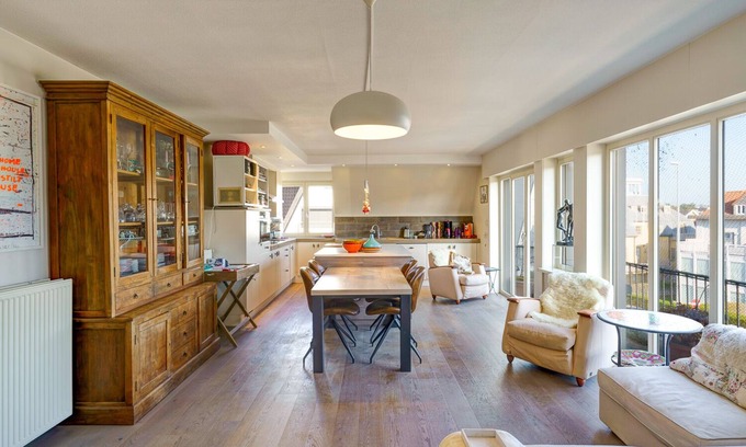 De Haan Apartment | Large luxurious and south-facing apartement - 50 m from the beach of De Haan