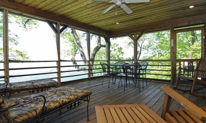 Cleveland House | Large Mountain Home with Fantastic Views, Caesars Head near Brevard (watch video