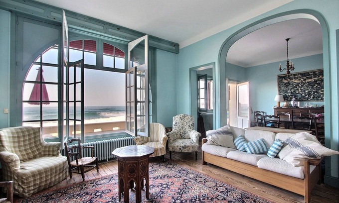 Soorts-Hossegor Villa | Large oceanfront villa overlooking the beach - 16 to 20 people