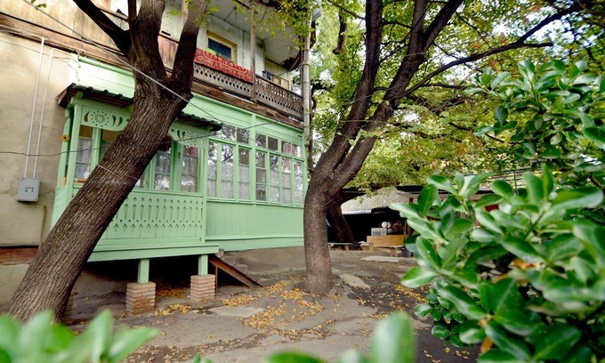 Chugureti House | Large Perfect Selfie House in Tbilisi