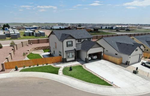 Colorado Springs House | Large Private Corner Lot with Hot Tub on Cul-de-sac