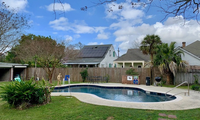 Bywater Apartment | Large renovated Bywater apartment with a pool for 31 days or longer!