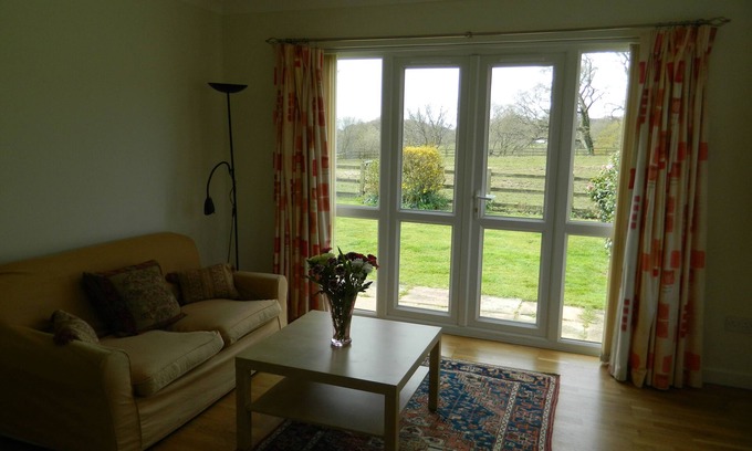New Forest District House | Large Self Contained Annex situated in the New Forest