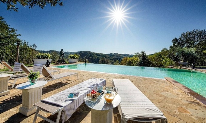 San Miniato Villa | Large Tuscan Villa near Florence with Private Pool, WiFi, AC, sleeps up to 21