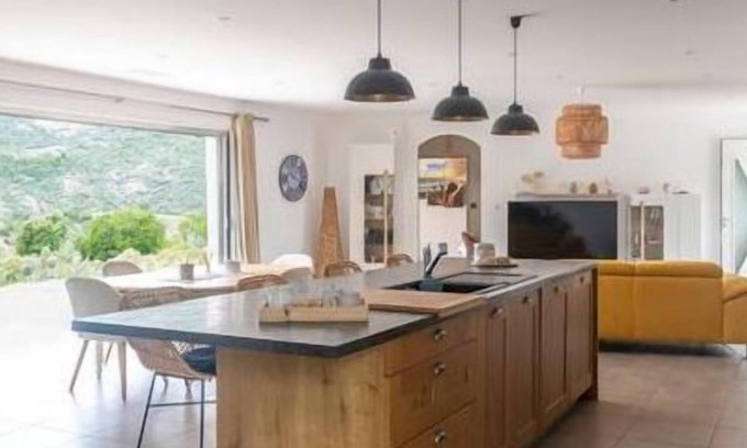 Vico Villa | Large villa Les Oliviers with swimming pool in Sagone
