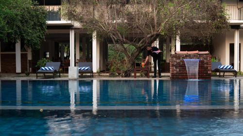 Inamaluwa Hotel | Lario Resort Sigiriya