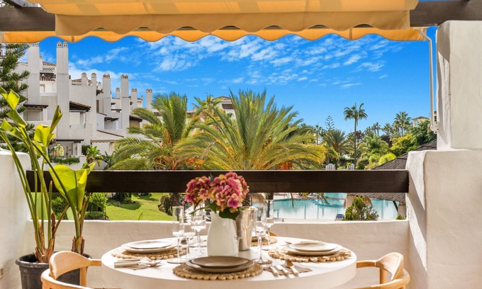 San Pedro de Alcantara Apartment | Las Adelfas