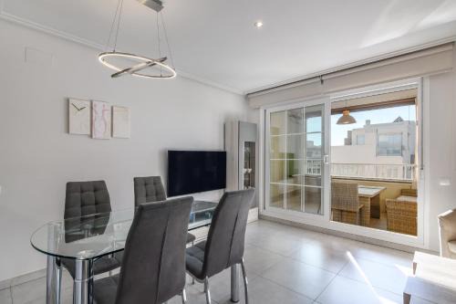 Ayamonte Apartment | Las Arenas Atico by Ĥ - Playa de los Haraganes HLHA245P97