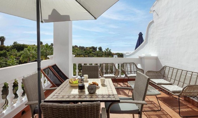 Oasis del Capistrano Apartment | Las Palmas 4b Oasis Properties