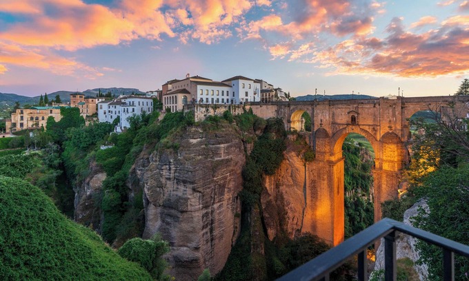 Ronda Apartment | Las Vistas Residence - Best Views in Ronda
