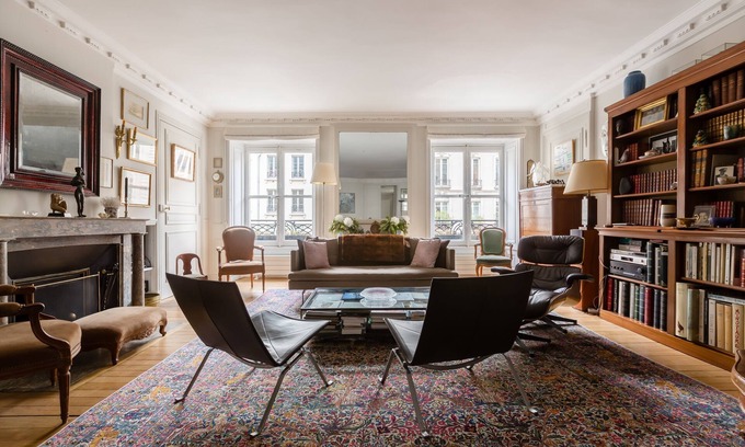 Odeon Apartment | Latin Quarter Retreat, by Veeve