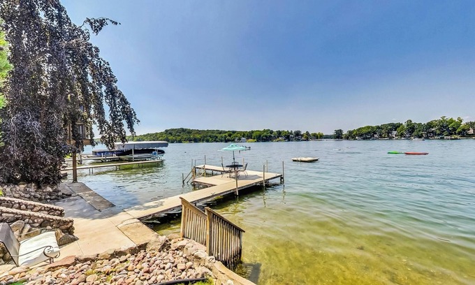 Lauderdale Lakes House | Lauderdale Lakefront Home, Sleeps 10