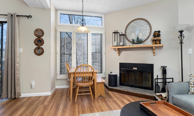 Wintergreen Condo | Laurelwood 84 with Wintergreen Advantage