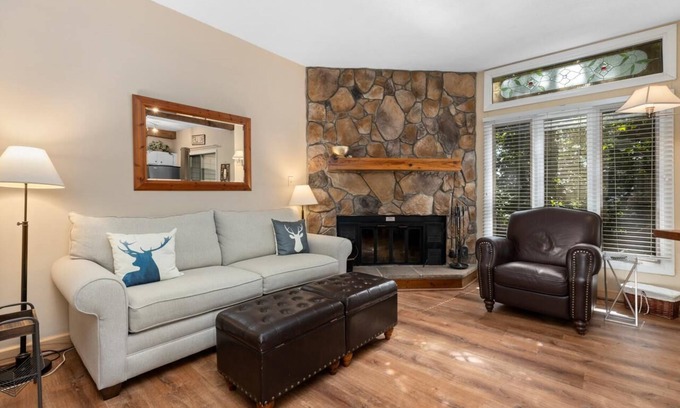 Wintergreen Condo | Laurelwood 98 with Wintergreen Advantage