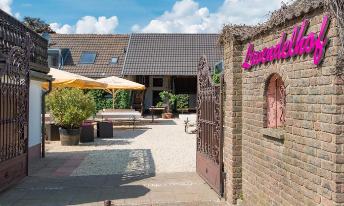 Rhein-Erft-Kreis District Bed & Breakfast | Lavendelhof Elsdorf