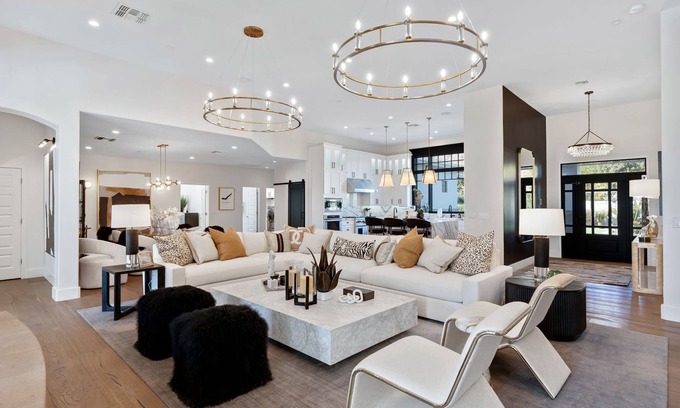 Alta Hacienda House | Lavish 6 Bedroom Gated Estate Next to The Phoenician at Camelback Mountain