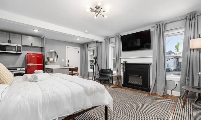 University District Apartment | Lavish Studio in the heart of OSU campus