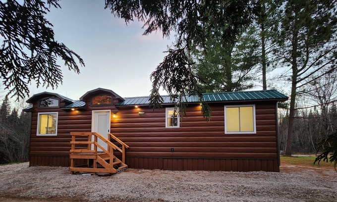 Malone Cabin | Lazy Deer - Tiny Cabin, 50 acres near Titus Ski
