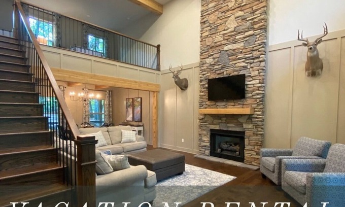 Mentone House | "Lazy River Cottage" just steps from Desoto Falls on Little River in Mentone, AL