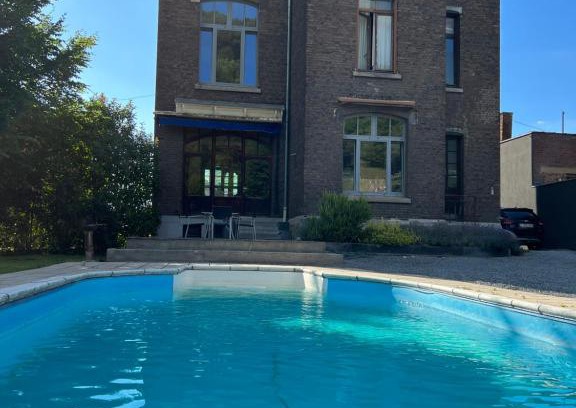 Liege House | LE 772, Romantique
