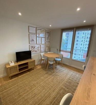 Fontaine-Bayonne-Cartoucherie Apartment | LE BOHEME CHIC PATTE D'OIE *