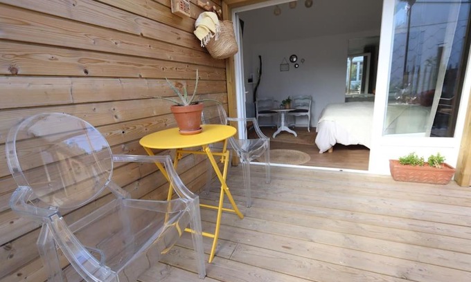 Sangatte Bed & Breakfast | Le Cabanon du Cachalot