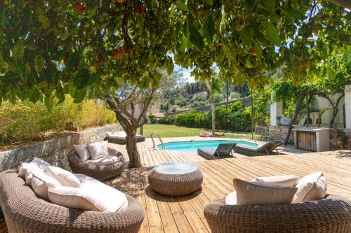 Ollioules Villa | "Le Cabanon" Piscine et jardin sans vis à vis à 15 min des plages, parking
