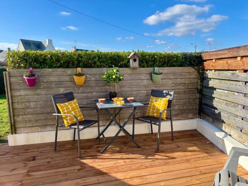 Le Fort Bloque Apartment | Le Calypso, studio avec terrasse à 50m de la mer !