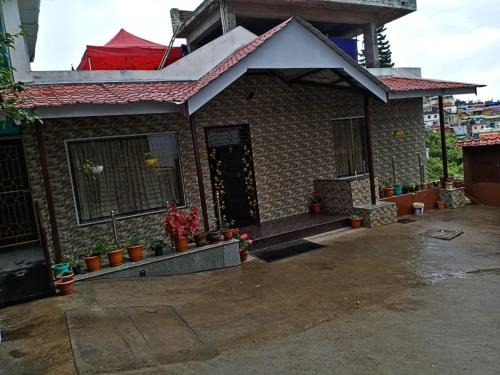 Kodaikanal Bed & Breakfast | Le CharMin