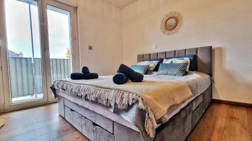 Illzach Apartment | Le City View - Calme - Moderne - Balcon - RelaxBNB