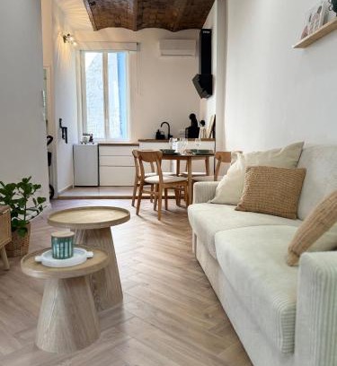 La Celle-sous-Gouzon Apartment | Le Cloître du Palais - Studio