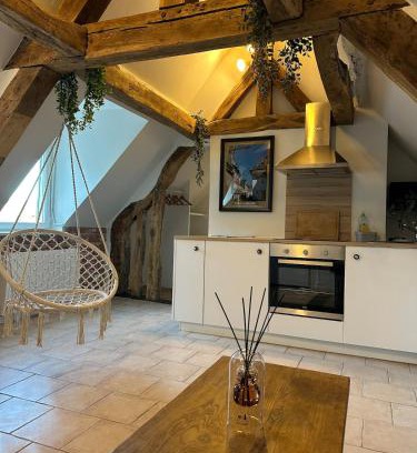 Pont-Audemer Apartment | Le Cocon Suspendu
