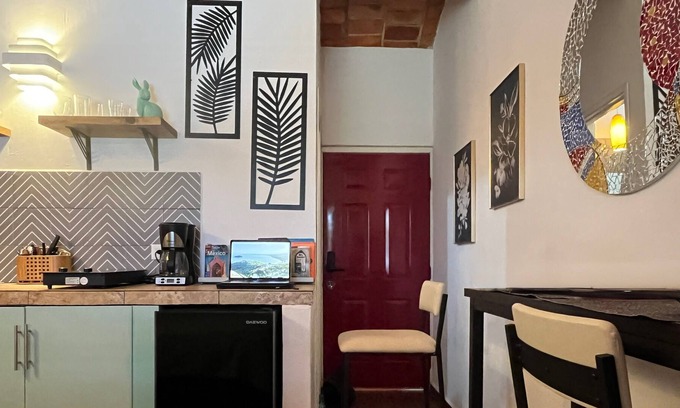 Puerto Vallarta Apartment | "Le Colibri Récif" Studio Swimming pool and beach
