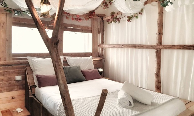 Saint-Nabord Apartment | Le Crusoé - unusual apartment