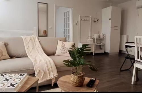 Varennes-Vauzelles Apartment | Le Dagonneau