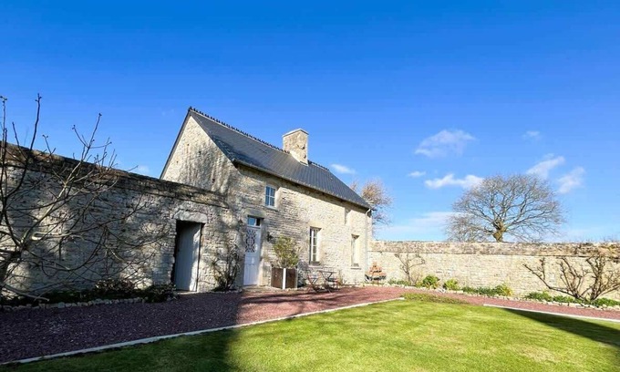 Ecoqueneauville House | Le Fournil de Sainte mere Eglise