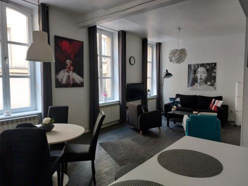 Metz-Centre – Ancienne Ville Apartment | Le FOURNIRUE T2