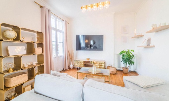 Brive-la-Gaillarde Apartment | Le Général d'Or - 2 Chambres