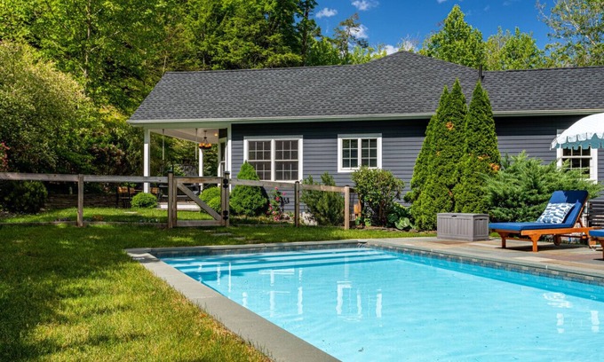 Town of Marbletown Apartment | Le Jardin