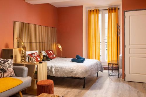Limoux Apartment | Le Limouxin jungle Wifi, petit balcon *Oc Keys