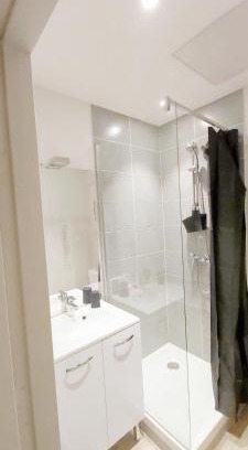 Prefecture Apartment | Le loft 36