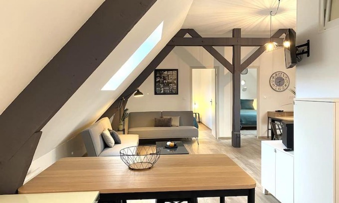 Vernon Apartment | Le Loft boisé Giverny-Vernon - appt 8