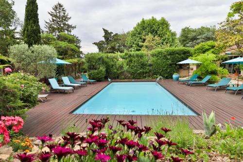 Gemenos Bed & Breakfast | Le Mas de Bertagne studio kitchenette terrasse piscine