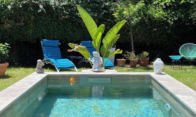 La Seyne-sur-Mer Villa | Le Mas de Fabregas: Relax in this quiet and elegant house ,400m from the beach.