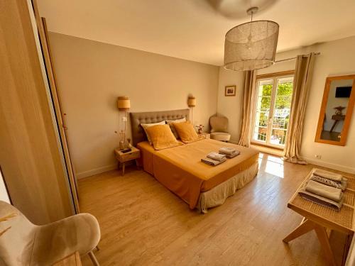 Gordes Bed & Breakfast | Le Mas Justin