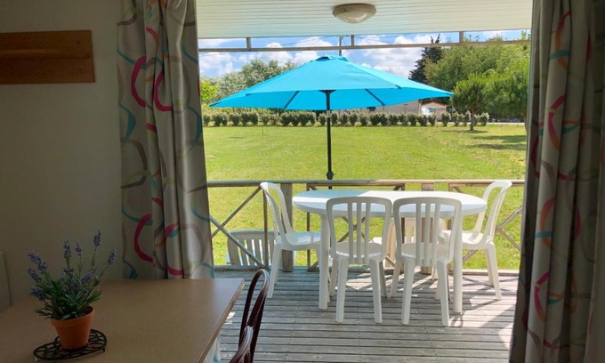 Jau-Dignac-et-Loirac Other | LE MEDOC AUX 4 VENTS