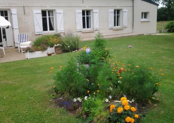 Pontoise-les-Noyon Bed & Breakfast | Le Moulin