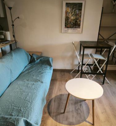 Salon-de-Provence Apartment | Le Nid plein centre