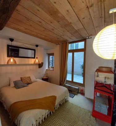Oloron-Sainte-Marie Apartment | Le patio